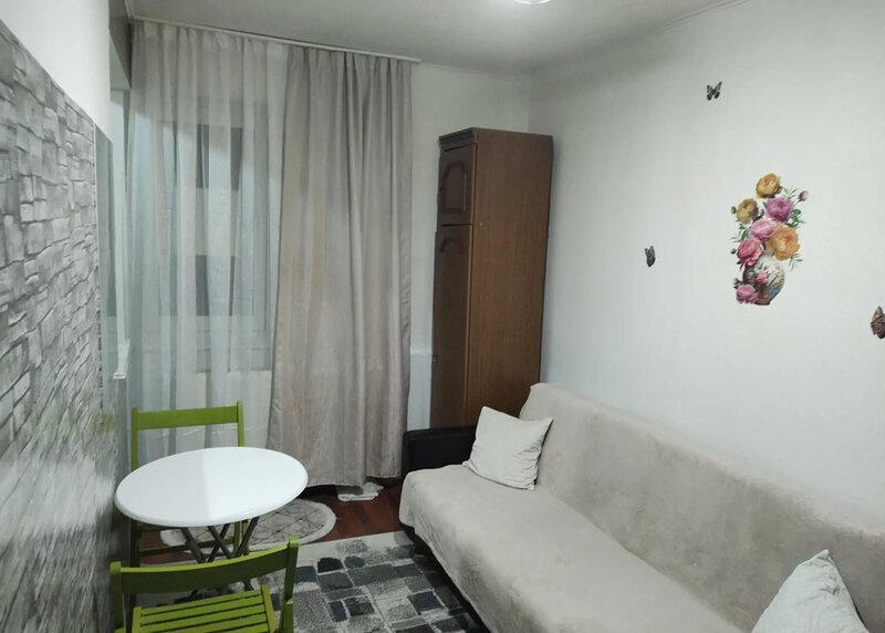 Berceni, Piata Resita, str. Costila, la plata pe 5 luni pretul e 1000 lei